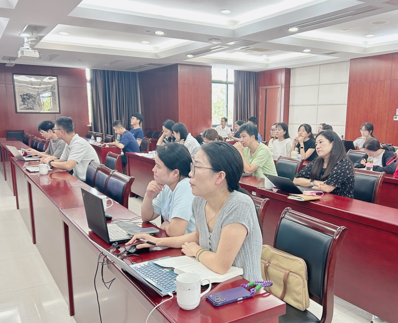学校举办2026年辅导员素质能力提升培训暨新生班主任培训
